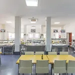 ألبيرغ إينتورجوفان *