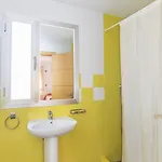 بيت شباب ألبيرغ إينتورجوفان ماربيا