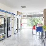 بيت شباب ألبيرغ إينتورجوفان