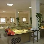 بيت شباب ألبيرغ إينتورجوفان ماربيا