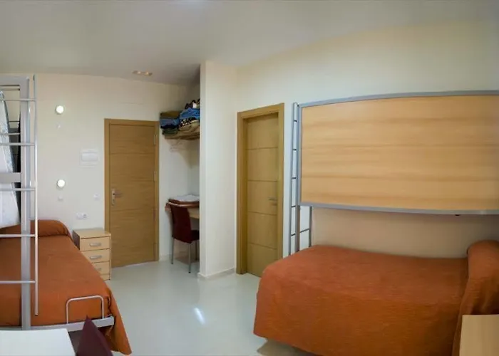 Inturjoven Hostel