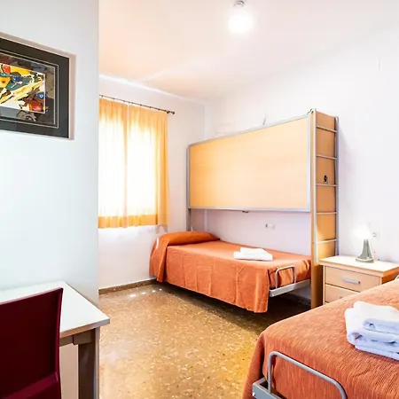 Hostel Inturjoven Marbella