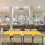 Inturjoven Hostel *